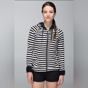Lululemon Movement Jacket in Apex Stripe, GUC, Size 8